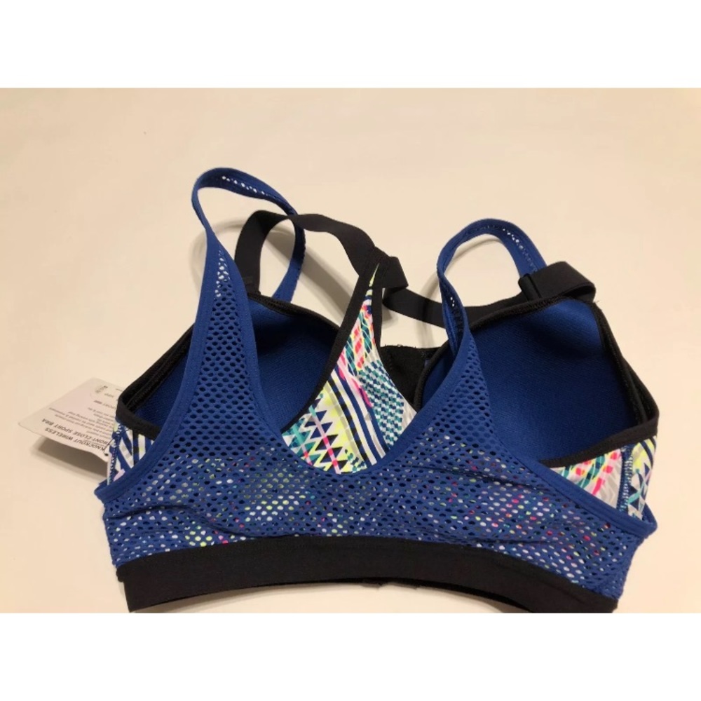 Victoria's Secret KNOCKOUT VSX WIRELESS SPORT BRA - Picture 3 of 8